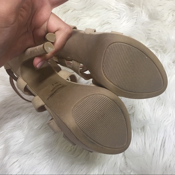 Nude heels - Picture 3 of 5